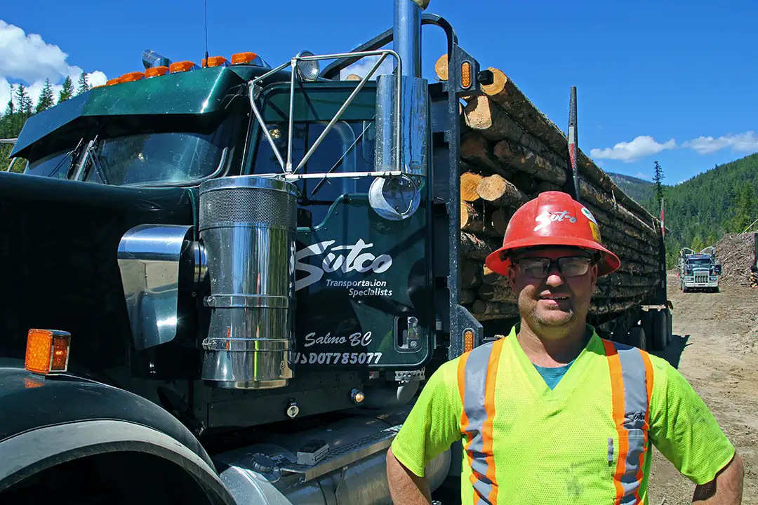 Sutco Transportation Specialists Long Log Loading and Hauling